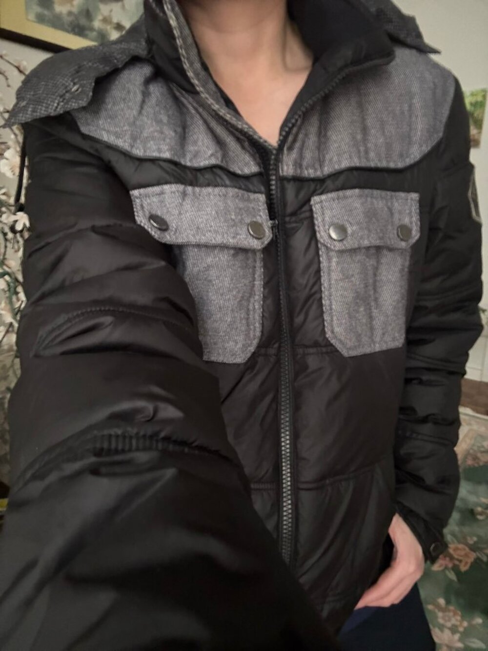 GUESS Archival Y2K Black Silver Mixed Puffer Jacket M Rare